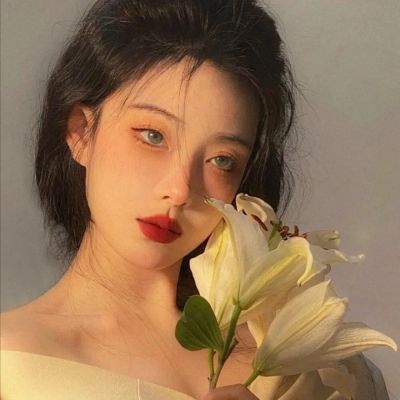 36一40岁女人微信头像(精选12张)