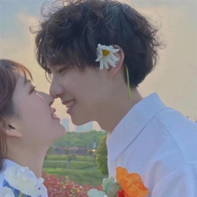 高级感不俗气的情侣头像(精选12张)