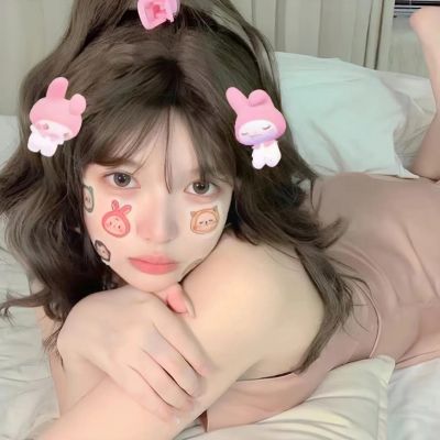 简单干净好看微信头像阳光女孩