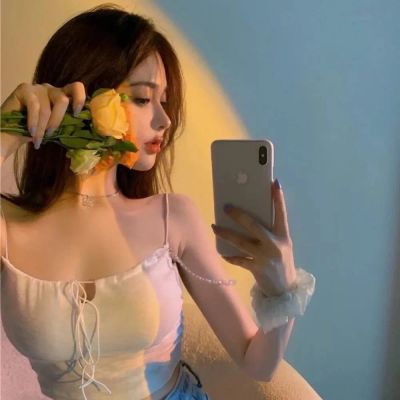 简单干净好看微信头像阳光女孩