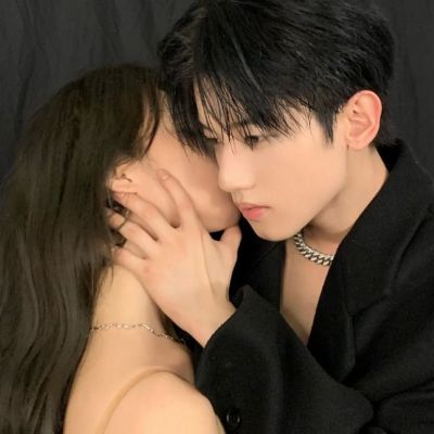 占有欲很强的情侣头像(精选12张)