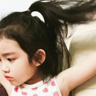 网上最火的小女孩头像(精选10张)
