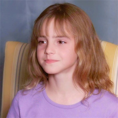网上最火的小女孩头像(精选10张)