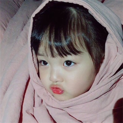 网上最火的小女孩头像(精选10张)