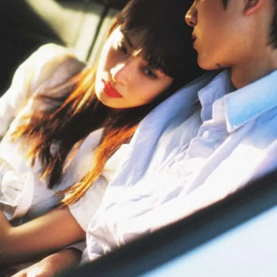 网红情侣头像一左一右高清(精选10张)