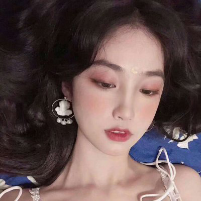 40岁女人有气质的微信头像(精选12张)