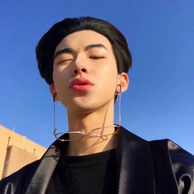 2022帅气又霸气的男生头像(精选10张)