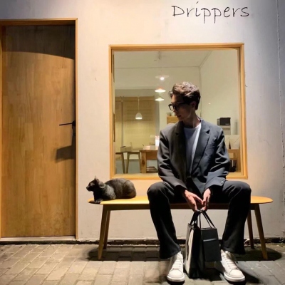 超级隐蔽的情侣头像一人一个(精选12张)