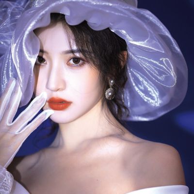 女人顺风顺水又招财的微信头像(精选12张)