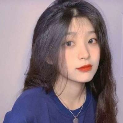 ins风雾霾蓝治愈系女生头像(精选10张)