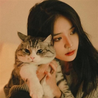 好看又小众的女生头像(精选12张)