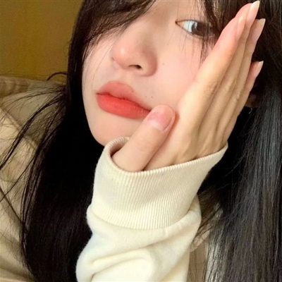 好看又小众的女生头像(精选12张)