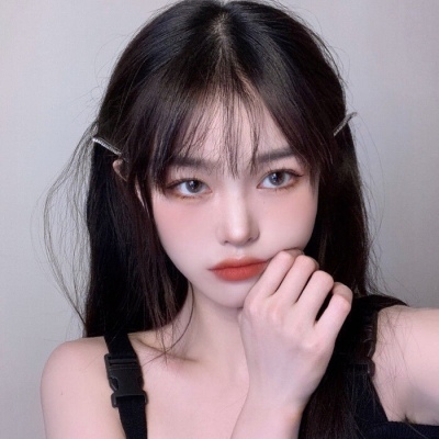 好看又小众的女生头像(精选12张)