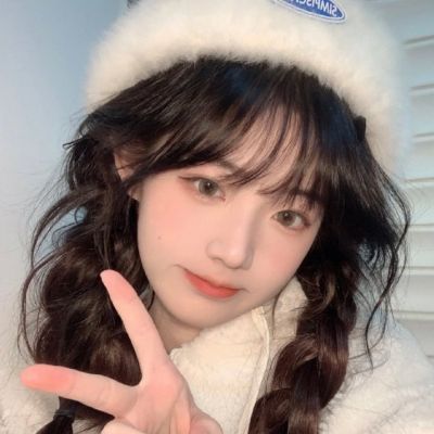 好看又小众的女生头像(精选12张)