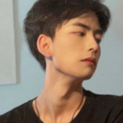 30岁到40岁的男人微信头像(精选12张)