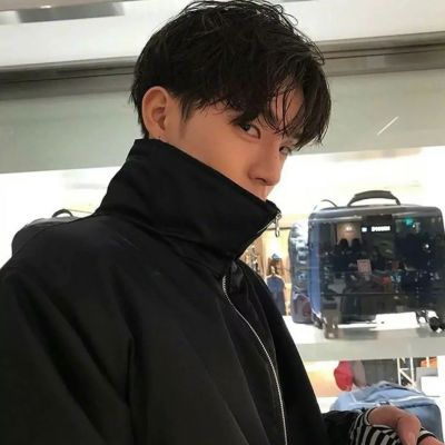 30岁到40岁的男人微信头像(精选12张)