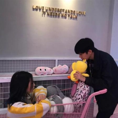 情侣头像2023最火一对(精选12张)