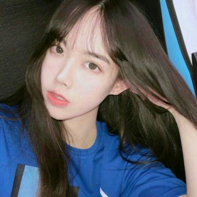 清新蓝色森系女生头像(精选10张)