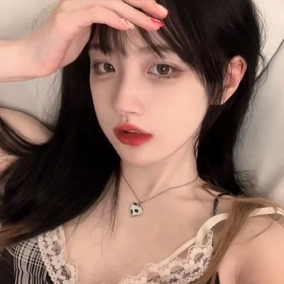 甜辣风女生头像(精选12张)