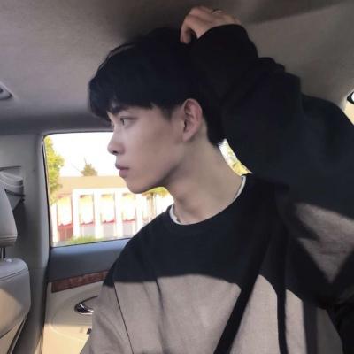 30岁到40岁的男人微信头像(精选12张)