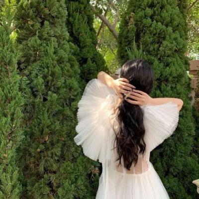 2023最流行洋气头像女背影(精选12张)