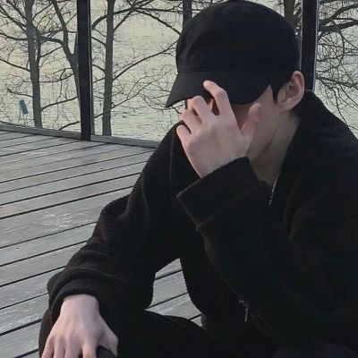 适合30岁左右的男生头像