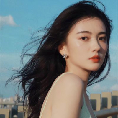 有品位的女人微信头像(精选12张)