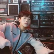 高级感情侣头像一左一右配对(精选12张)