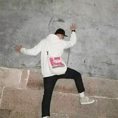 看不出来的情侣头像(精选12张)