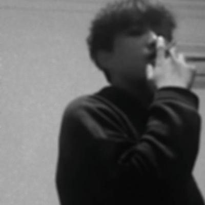 冷门且高级的头像男(精选10张)