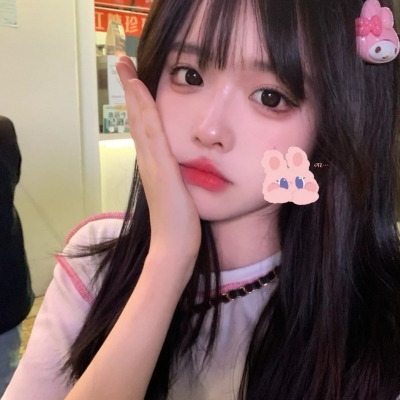 最美微信头像图片女生(精选12张)