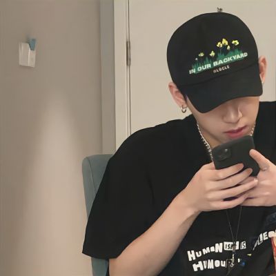 气质情头一男一女各一张(精选12张)