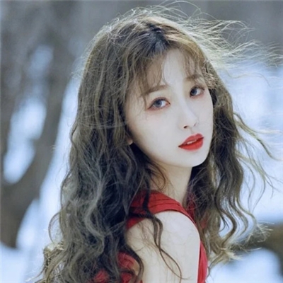 2023年最火微信头像女(精选12张)