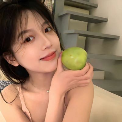 头像图片2023最火爆背影女性(精选16张)