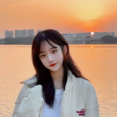 头像图片2023最火爆背影女性(精选16张)