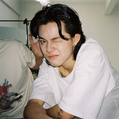 沙雕又不失帅气的头像男(精选12张)