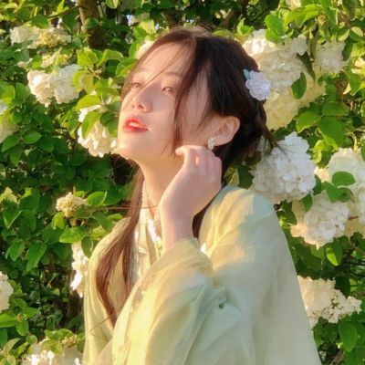 仙气飘飘女生头像森系(精选14张)