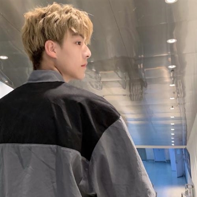 男生头像成熟气质(精选11张)