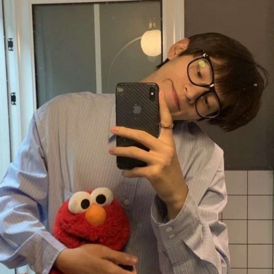 永久吸引人的微信头像男(精选12张)