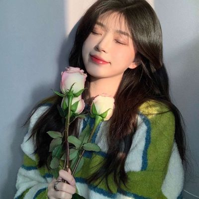 2023高冷气质女神头像(精选14张)