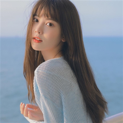 2023独特女微信头像(精选12张)