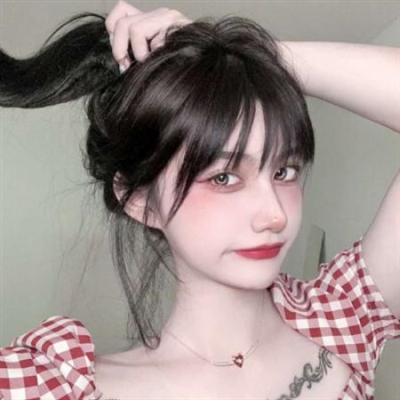 2023最火女生头像侧颜(精选10张)