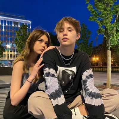 紧张刺激情侣头像(精选14张)