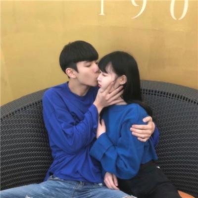 宠溺到爆的情侣头像(精选14张)