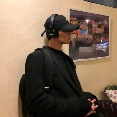 2023最新款男生头像(精选12张)