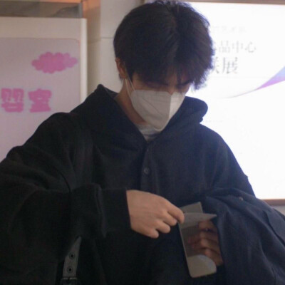 2023最新款男生头像(精选12张)