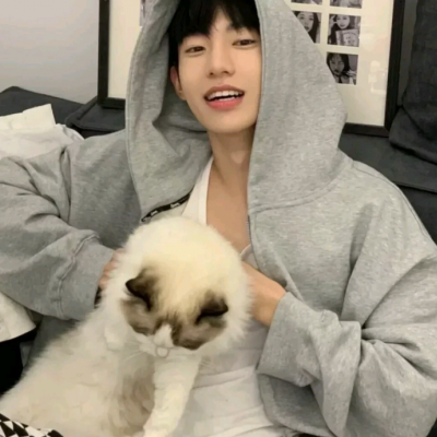 30岁到40岁的男人微信头像(精选12张)