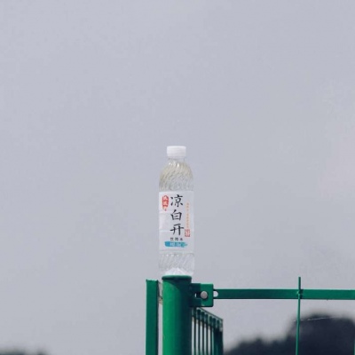 低调又高雅的微信头像