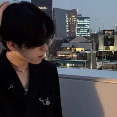 又欲又撩人的男生头像(精选10张)