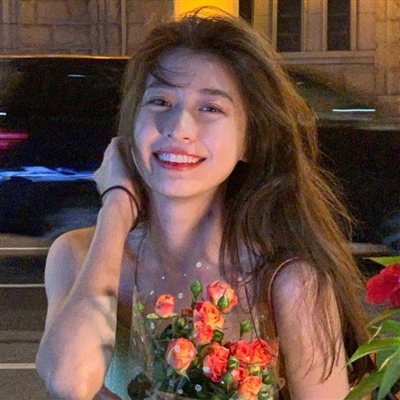 不容易撞又很治愈的头像